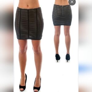 WET SEAL Women's Black Cream Striped Stretch Mini Skirt Lined Sz M